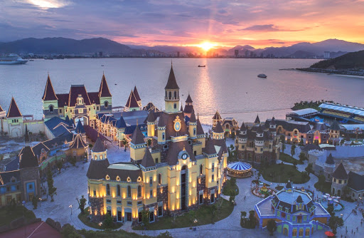 VinperLand Nha Trang thu hút nhiều khách trong nước và quốc tế